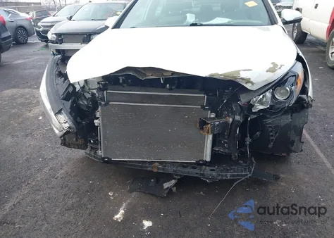 2019 Hyundai Sonata Sport z USA, uszkodzony, nr VIN 5NPE34AF0KH787982